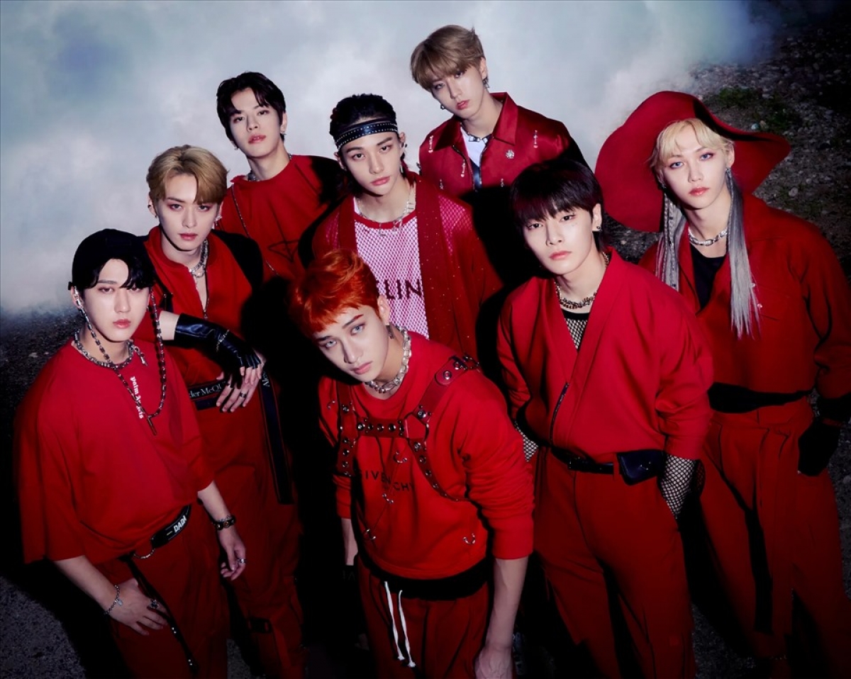 stray kids01 - Stray Kids UK Shop